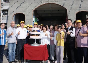 博愛、民族、蘭潭及興安4所國小迎校慶 黃敏惠市長送上溫暖祝福