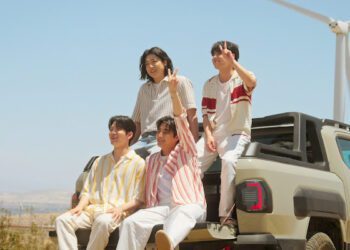 DAY6分享拍攝花絮 晟鎮沙漠飆車嗨喊：我以電影演員出道了