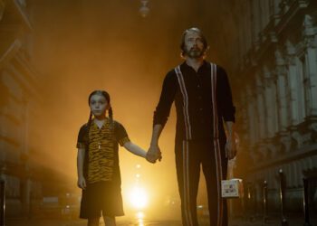 《邦尼殺死他》向「受傷的孩子」喊話 揭開導演最悲傷童年過往