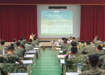 羅一鈞:疫情持續下降 南市府與疾管署攜手防疫