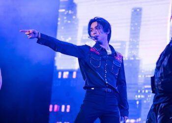 舞蹈機器ROCKY直喊粉絲「金勾錐」 親自下海烤肉餵飽粉絲