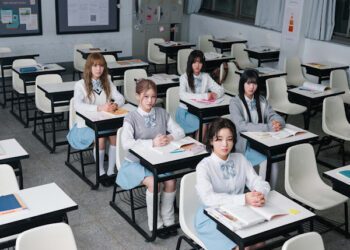 導演黃婕妤、曾敬驊助陣  YOUNG POSSE新歌「Cold」MV行天宮取景超在地