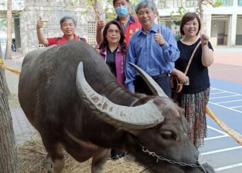 漾新聞|蕭木川校長走了！各界準備的退休禮物成了「送不出去的禮物」！