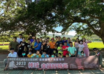 漾新聞|高餐大餐旅學院學生深入偏鄉伴學童 體驗活力棒球有感食農教育