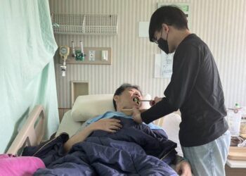 中原學生落實全人關懷　侍病如親待師如父