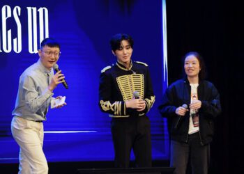 粉絲一窺全溺愛「舞台上的男神文鐘業與舞台下的男孩文鐘業」