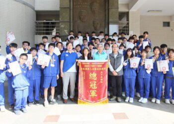 漾新聞|立志中學AIoT機器人產業專班團隊獎不停 勇奪TIRT TEMI總冠軍