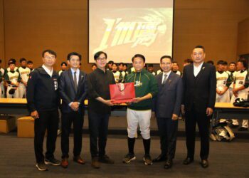 漾新聞|台鋼雄鷹「I’m IN!飛向一軍」成軍 陳其邁預祝旗開得勝