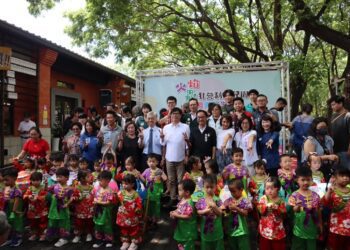 漾新聞|高雄首創客語非營利幼兒園「火焰蟲」誕生 推客語沈浸式教學華客併進