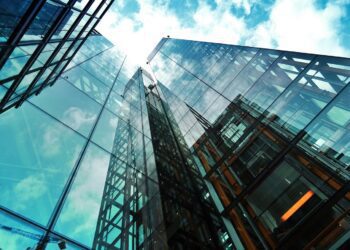 《2024年區塊鏈關鍵趨勢》引領金融全新視野！7 國產業龍頭齊揭東南亞發展新可能