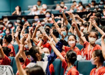 歌劇院攜手學子藝起翻轉說唱藝術 相聲學笑說學逗唱 盡現曲藝之美