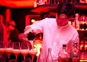 seven x seven Ishigaki酒店Red.酒吧推出限定雞尾酒系列—-特邀2024年帝亞吉歐世界調酒大賽日本賽區冠軍Masato Ishioka駐場，活動持續至12月23日