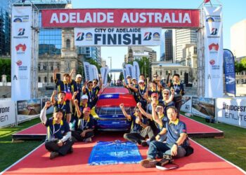 高科大阿波羅九代車征戰BWSC世界太陽能車挑戰賽獲得實用性第二名