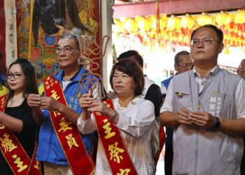 嘉邑角仔寮頂安宮「觀音佛祖佛誕祝壽典禮」　黃敏惠市長前往祝賀