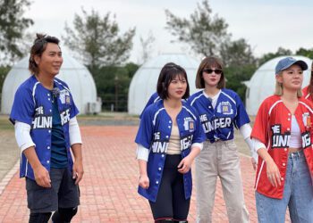 焦凡凡為婁峻碩養成剝蝦習慣 王仁甫直誇「這女孩很不錯」