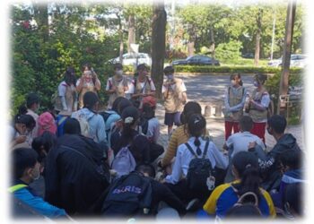 漾新聞|立德國中新生訓練震撼教育 攀登半屏山成為「(Leader)立德領航員」