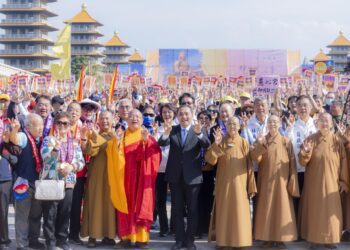 漾新聞|侯友宜出席佛光山世界神明大典談到心中的兩個願望