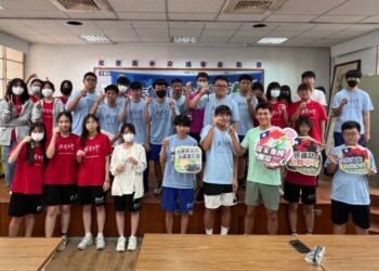 漾新聞|左營高中80周年驚喜課程 學生親手編織海軍撇纜繩球