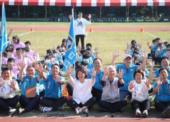 嘉市北園和南興國中校慶　黃敏惠勉勵學子關懷國際展望未來