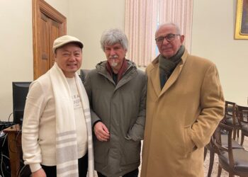 白魚「無隅」藝術　彷彿「東方畫會」再現　歐洲掀熱潮