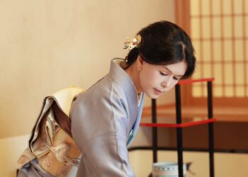 日本裏千家茶道教授鄭姵萱　勇敢面對學生嗆告　法院終還清白