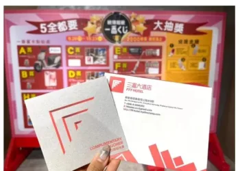 抽中孝心住宿券，統領廣場實現家庭旅遊夢！