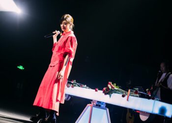 蘇慧倫演唱會展女神風貌 演唱會送上紀念禮喊：「擋你心中的泥」