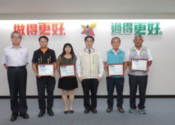 南市新營中營里獲頒內政部1星韌性社區標章認證