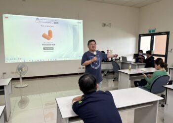 噪音危害 耳塞要戴 南市勞工局舉辦觀摩會增進事業單位使用防音防護具知能