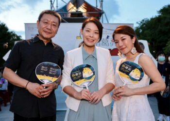 故事工廠《3個諸葛亮》首次登場風城藝術節　高市長與2千名市民同樂