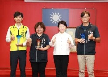 中市地政局工程再創佳績！市政會議獻獎分享榮耀