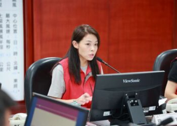 海葵颱風來襲 高市長坐鎮災害應變中心 市府全力戒備守護城市安全