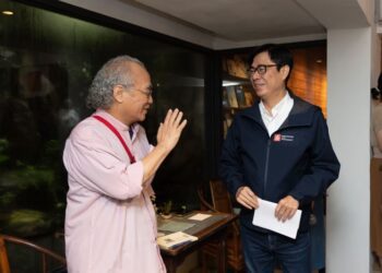 出席新書分享會 陳其邁讚揚文學作品積累鄉土感情 台灣本土文化令人驕傲