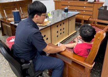男童獨自離家 南門警聯繫家屬領回
