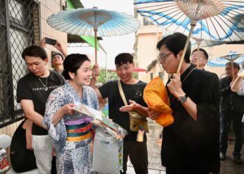 走訪美濃水圳漫旅藝術節 陳其邁推薦體驗小鎮魅力