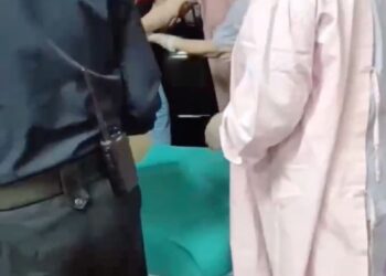 小犬來襲！孕婦急產求助警  波麗士火速開道母子均安