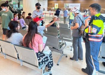 老翁於醫院中走失 後湖暖警助團圓