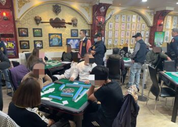 遊戲主題餐廳暗藏賭博  高市鹽埕警突襲查獲送辦