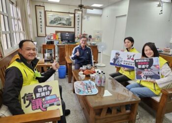 前進市郊校園交通宣導 南警注重交安遍及全臺南