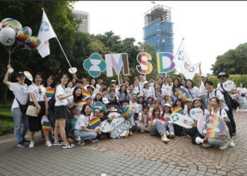 美商默沙東藥廠力挺同志遊行 推自我認同代名詞