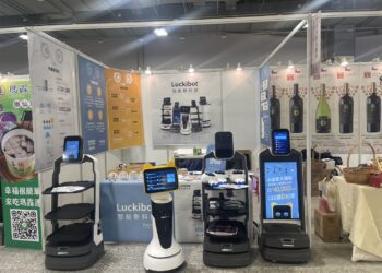 立昇恆數位創新突破送餐機器人極限 亮相亞洲創媒會亮相