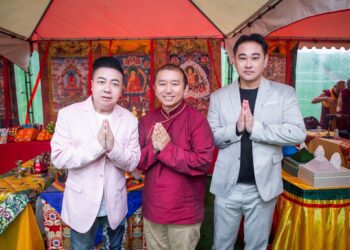 雪歌仁波切主持「金字塔能量園」祈福大會 小彬彬、董至成現身參與