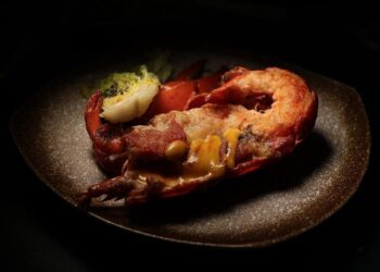 台南無菜單鐵板料理 沈浸式饗宴《食光宴》打造五感美食體驗