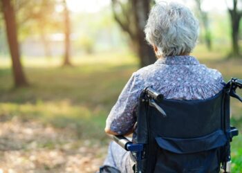 避免骨折失能風險！健保擴大骨鬆藥物給付 醫籲：及早檢測與治療才是關鍵