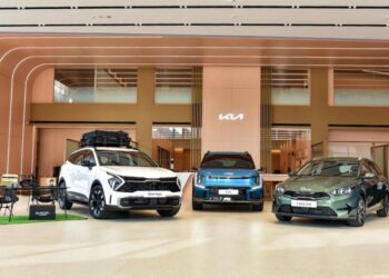 找韓國Kia汽車業務 台中首選丹尼斯叔叔