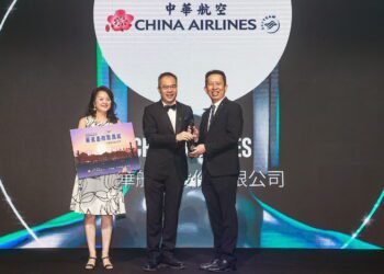 再攀高峰 華航榮登2025「亞洲最佳企業雇主獎」三連霸