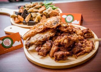 板橋人氣炸雞推薦 巷弄唐揚雞飄香 特製醬汁一試成主顧