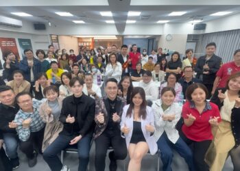 AI親子教育崛起 「智闖魔球」翻轉補教界