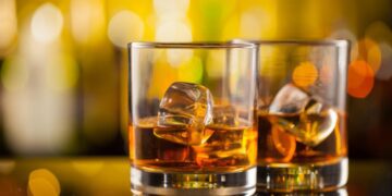 揭密台北酒店公關工作日常 不只外貌要好EQ更要高