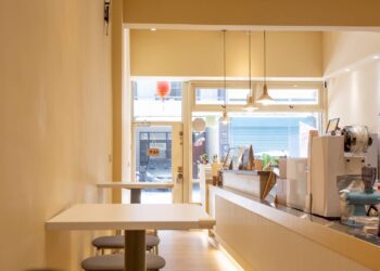 彰化手沖咖啡推薦 藏身巷弄中淺焙香氣與人氣手作鬆餅